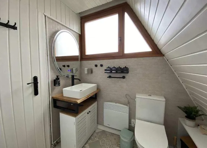 Feriehus Triangle Vacation Bedekaspel