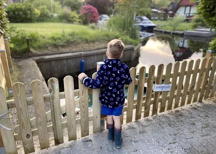 Triangle Vacation Feriehus Bedekaspel