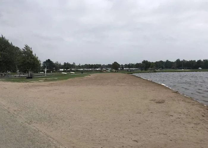 Triangle Vacation Feriehus Bedekaspel